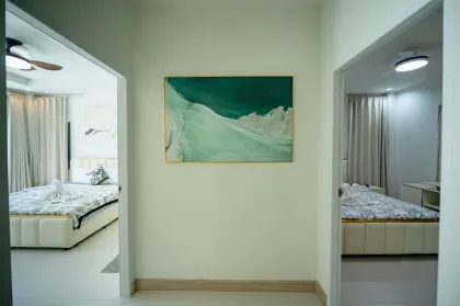 Villa nueva y totalmente amueblada de 3 habitaciones en zona Blue Tree