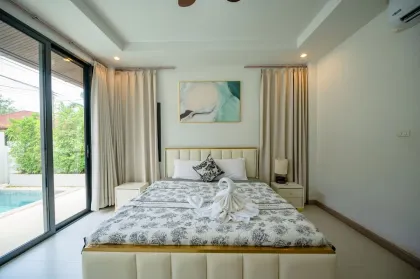 Villa nueva y totalmente amueblada de 3 habitaciones en zona Blue Tree