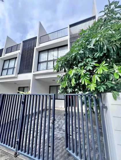 Апартаменты с 3 спальнями и 4 ванными в Laguna Park, Thalang