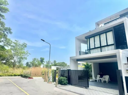 Вилла с бассейном Laguna Park на аренду, 3 спальни