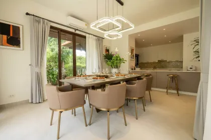Luxus 3-Zimmer-Villa zur Miete in Laguna Homes, Bang Tao