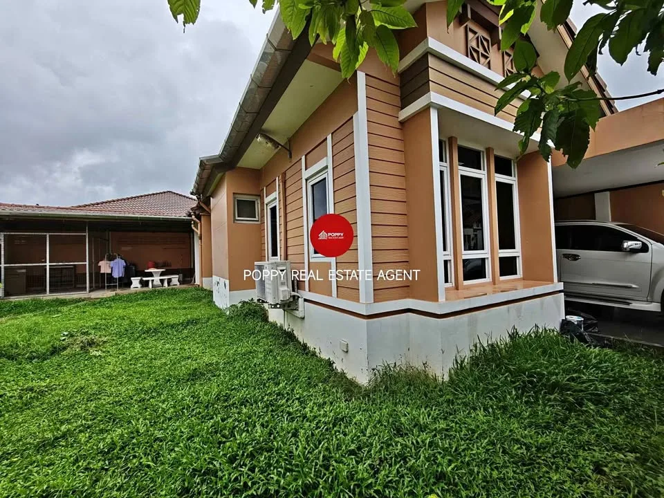 Voll möblierte Villa mit 3 Schlafzimmern und 2 Bädern in Kathu zur Miete