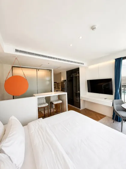 สตูดิโอทันสมัยที่ Sunshine Beach Residences บางเทา