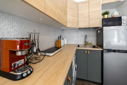 Просторная студия в аренду в Chic Condo, Карон