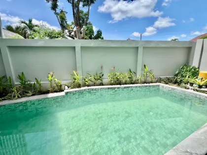 Private Villa mit 3 Schlafzimmern & Pool in Bang Tao