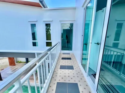 Private Villa mit 3 Schlafzimmern & Pool in Bang Tao