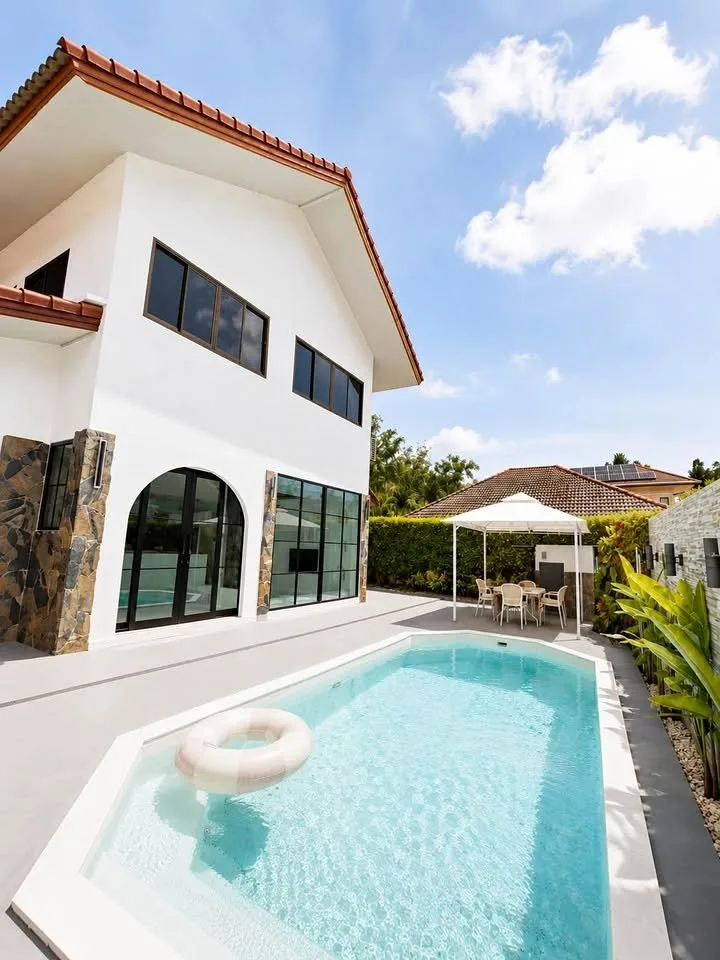 3 Bedroom 3 Bathroom Bali-Style Private Pool Villa for Rent in Cherngtalay