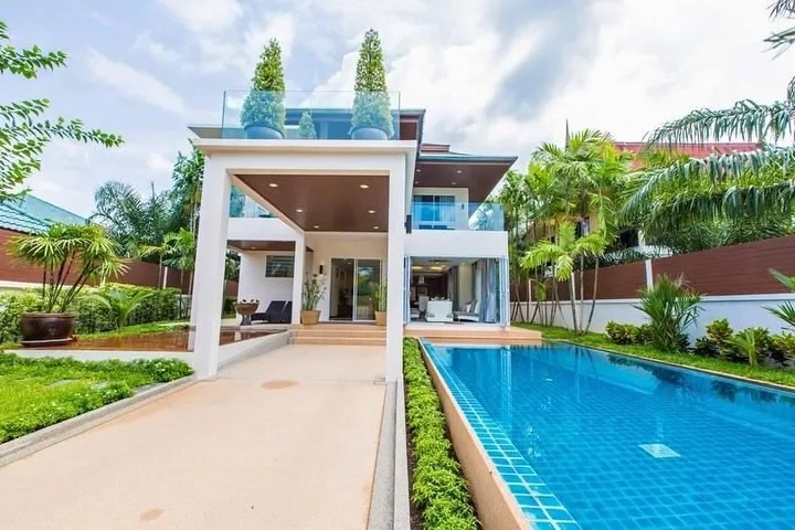 Villa élégante 4 chambres avec piscine près de la plage de Rawai