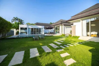 Luxury 5-Bedroom Pool Villa for Rent in Laguna Area