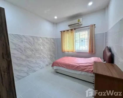 Apartamento de 3 habitaciones y 3 baños en alquiler en el centro de Phuket