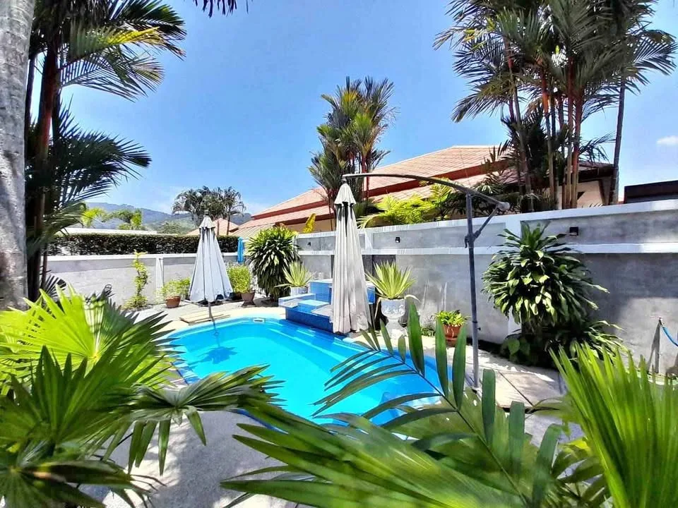 Villa de 5 habitaciones con piscina en alquiler en Manik, Thalang