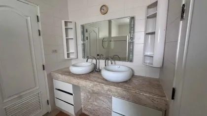 Villa de 5 habitaciones con piscina en alquiler en Manik, Thalang