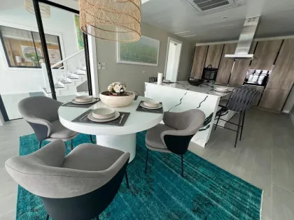 Seaview Villa with 5 Bedrooms and 6 Bathrooms for Rent in Thalang