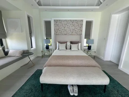 Seaview Villa with 5 Bedrooms and 6 Bathrooms for Rent in Thalang