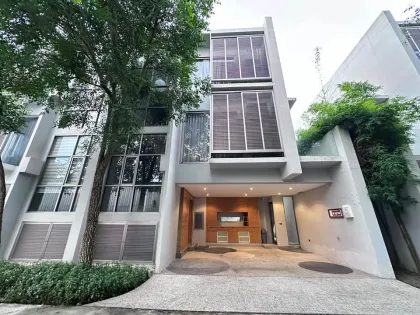 查龙现代泳池别墅出租，享有大佛景观