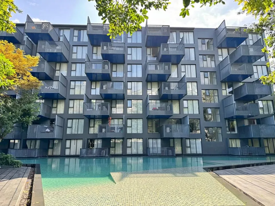 1-комнатная квартира с видом на бассейн в The Deck Patong