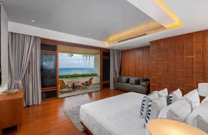 5-Schlafzimmer-Villa mit Privatpool nahe Surin Beach