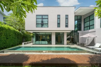 Poolvilla zur Miete in Cherng Talay – 3 Schlafzimmer, 4 Bäder