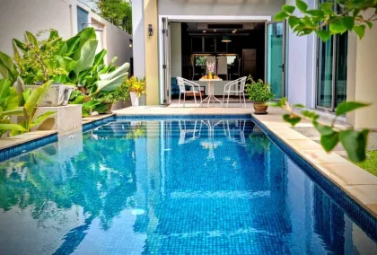 Villa 3 Chambres avec Piscine à Louer à Baan Wana, Phuket Town