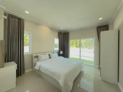 Вилла с 3 спальнями в аренду в Permsap Villa, Чернгталай, Пхукет