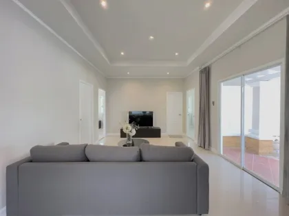 Вилла с 3 спальнями в аренду в Permsap Villa, Чернгталай, Пхукет