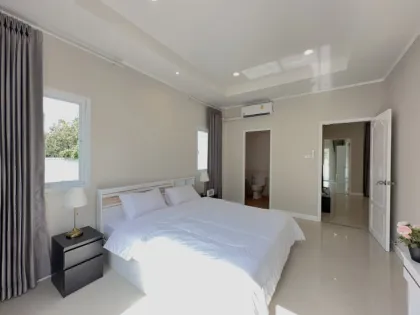 Вилла с 3 спальнями в аренду в Permsap Villa, Чернгталай, Пхукет