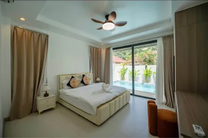 Moderne Poolvilla zur Miete in Laguna Bang Tao Beach