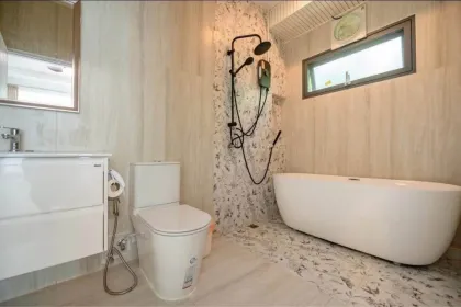 Moderne Poolvilla zur Miete in Laguna Bang Tao Beach
