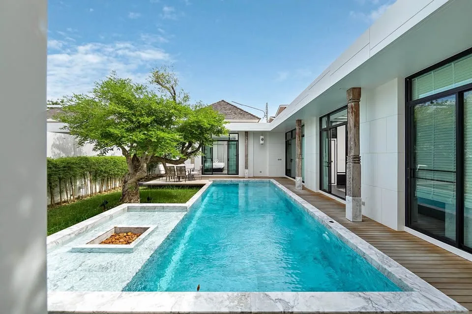 Villa de lujo con 3 dormitorios y piscina privada en Chalong, Phuket