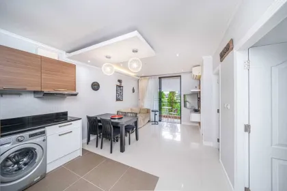 2-комнатная квартира в аренду в The Lago Condominium, Най Харн