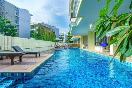 2-комнатная квартира в аренду в The Lago Condominium, Най Харн