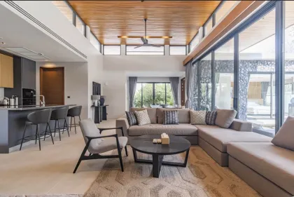 Вилла с 3 спальнями и частным бассейном в Botanica Modern Loft II