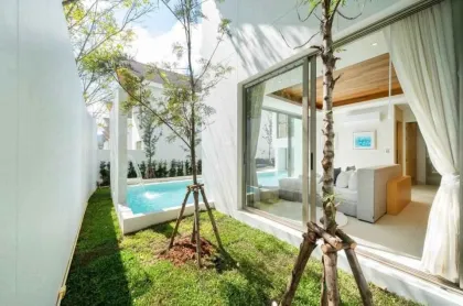 บ้านวิลล่าสมัยใหม่ 4 ห้องนอน 4 ห้องน้ำให้เช่าในบางเทา