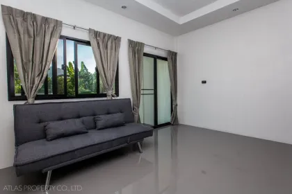 Casa de un dormitorio con cocina cerca de la playa Bang Tao en alquiler