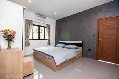 Casa de un dormitorio con cocina cerca de la playa Bang Tao en alquiler
