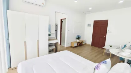 Condo 1 Dormitorio en Alquiler en Best Point, Wichit, Phuket