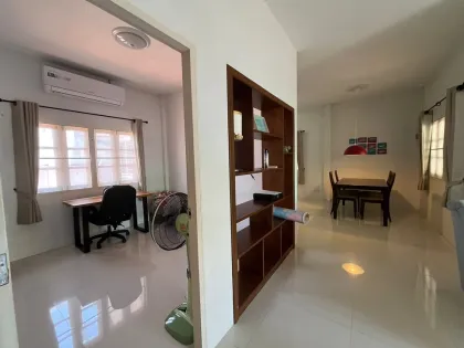 Voll möbliertes 2-Zimmer-Haus mit Pool zur Miete in Thalang