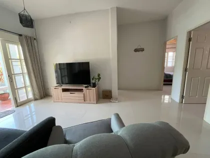 Voll möbliertes 2-Zimmer-Haus mit Pool zur Miete in Thalang