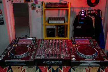 Профессиональное DJ оборудование в аренду в Таланге, Пхукет