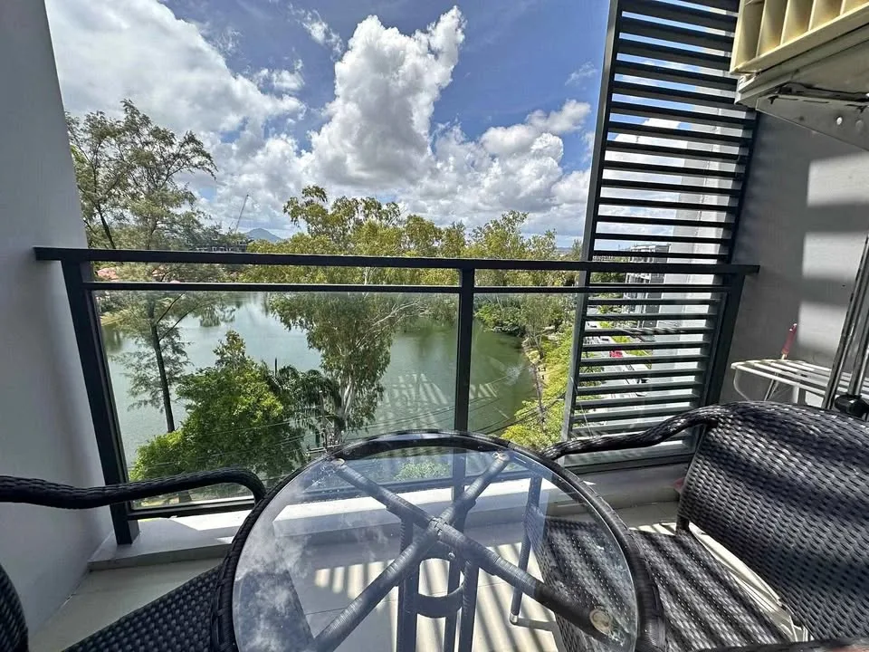 Appartement 1 chambre avec vue sur le lac à Laguna Cassia à louer
