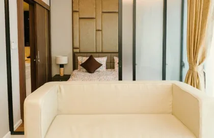 Современный однокомнатный кондоминиум в Mida Grande Resort возле пляжа Сурин