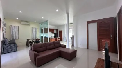 Вилла с 2 спальнями и 2 ванными в аренду в Чернг Талай, Пхукет