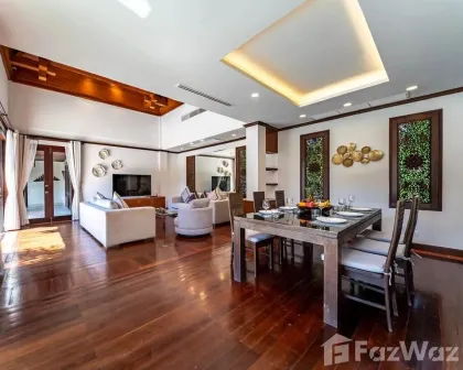 沙滩别墅 - 5卧室豪华泳池别墅，位于Sai Taan Villas，普吉岛