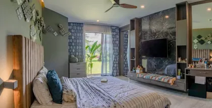 Квартира с 1 спальней и видом на озеро в Allamanda 2 Laguna