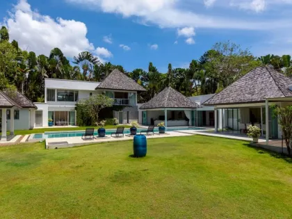Роскошная вилла с 5 спальнями в аренду в Layan Hills Estate, Пхукет