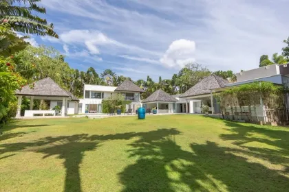 Роскошная вилла с 5 спальнями в аренду в Layan Hills Estate, Пхукет