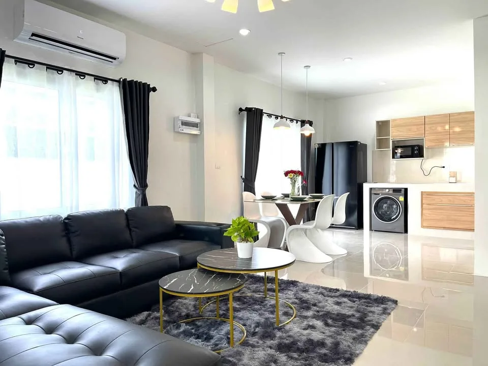 Gemütliches 3-Schlafzimmer-Haus mit Garten zur Miete in Chalong