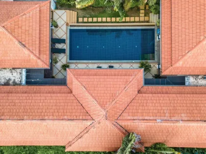Private Poolvilla mit 4 Schlafzimmern & 5 Bädern zur Miete in Pasak-Bangjo, Thalang