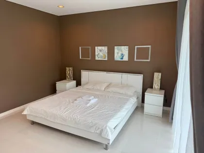 3-комнатная квартира в аренду в Kamala Regent Condominium