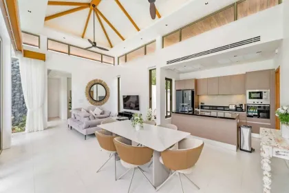 Luxury 3-Bedroom Pool Villa in Pasak Area, Cherng Talay